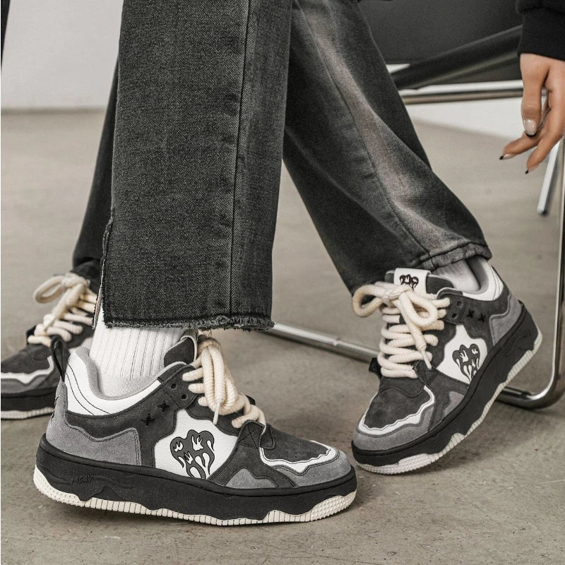 Women Shoes Men Retro Hip-hop Punk Goth Volcano Skateboard Shoes Fashion Sneakers Couple Students Outdoor Sports Casual Shoe